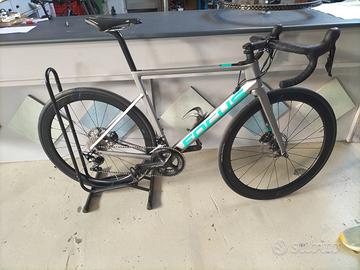 Bici corsa focus 56 in carbonio