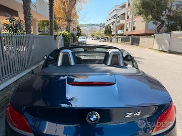 BMW z4 23i