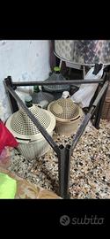 piedistallo per contenitore in accaio 500l.