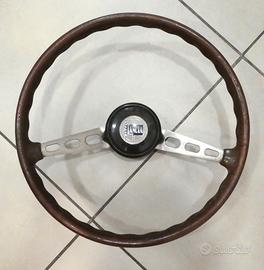 Volante vintage per Lancia Fulvia Coupé