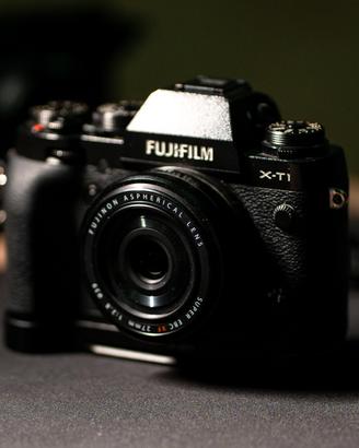 Fujifilm X-T1 / 27mm f2.8 / 16-50mm f3.5-5.6