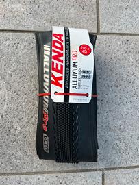 Copertone da gravel Kenda nuovo