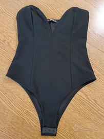 Body Shein nero con scollo a V 