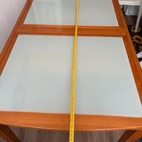 Tavolo allungabile con sedie