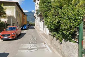 Open space a Blevio con posto auto-libero subito