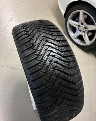 4 Gomme Invernali 225/45 R18