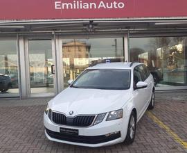 SKODA Octavia 1.4 TSI DSG Executive G-Tec