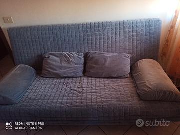 divano ikea 3 posti a letto 