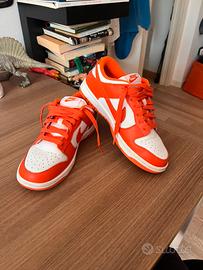 Dunk nike da bambino arancioni e bianche
