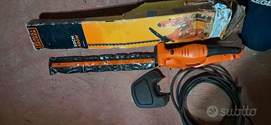 Tagliasiepe elettrico BLACK+DECKER 450W lama 50 cm