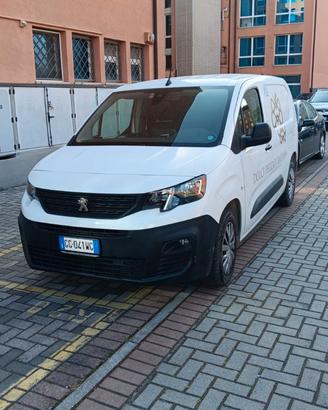 FURGONE PARTNER PEUGEOT  REFRIGERATO  +4/-15