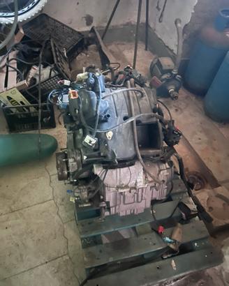 Motore completo Hornet 900
