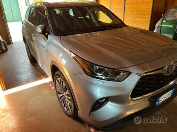 Toyota Highlander 2.5H AWD-i E-CVT 7post