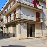 Santa Croce Camerina - Locale Commerciale 90 MQ