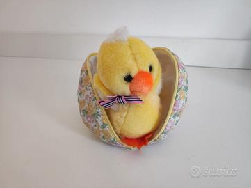 Peluche Pulcino in Uovo di Stoffa
