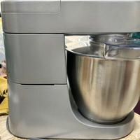 Kenwood major premier