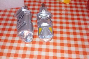 coppia di lampade h4 led nuove