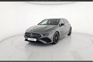 Mercedes-Benz Classe A A 200 d AMG Line Premi...