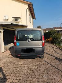 Vettura con allestimento x disabili