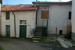 Vicinanze Tizzano porzione di casa