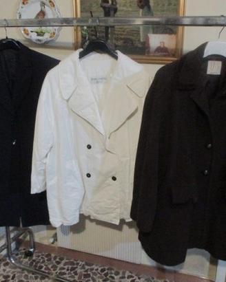 Nr. 3  capi spalla firmati tg. 46-44-54(€ 25/€ 30)