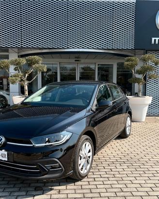 Polo 1.0 TSI Style | FARI MATRIX - ARTVELOURS RETR