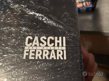 Caschi ferrari
