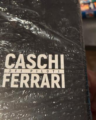 Caschi ferrari