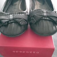 Ballerine in pelle nera Num. 39 - APEPAZZA