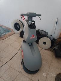 lavapavimenti comac 
