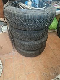 4 gomme invernali con cerchi in ferro