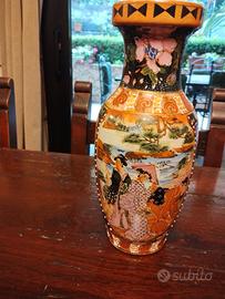 Pregiato Vaso Giapponese con Geishe