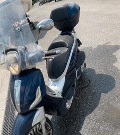 Piaggio Beverly 300 i.e. 2011