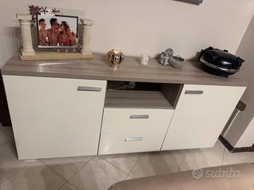 Credenza