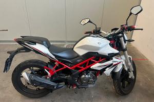 Benelli Bn125