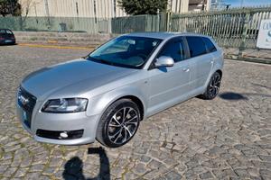 Audi A3 SPB 1.6 TDI 105 CV CR Ambition