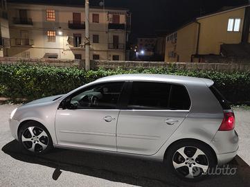 VOLKSWAGEN Golf 5ª serie - 2005