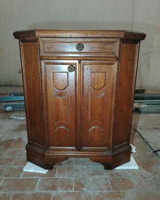 Mobiletto in legno (noce)