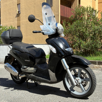 Aprilia Scarabeo 250 I.E ,2008 Bauletto Parabrezza