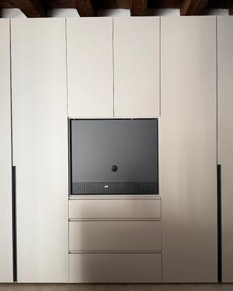Armadio battente con pota TV di alta qualità