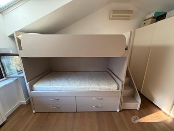 Cameretta ragazzi - Sistema letto a soppalco