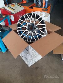 CERCHI NUOVI RAGGIO 17 POLLICI VOLKSWAGEN Golf 7 -