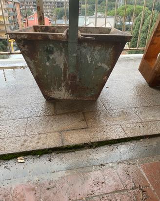 Benna auto scaricante (montacarichi/gru)