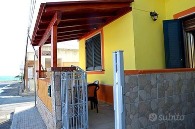 VILLETTA a Torre San Giovanni 50mt dal MARE