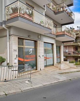 Immobile di 100 m² con 3 locali a Putignano