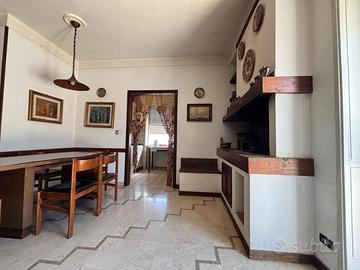 Rezzato trilocale con terrazzo