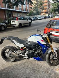 Bmw f 900 r - 2022