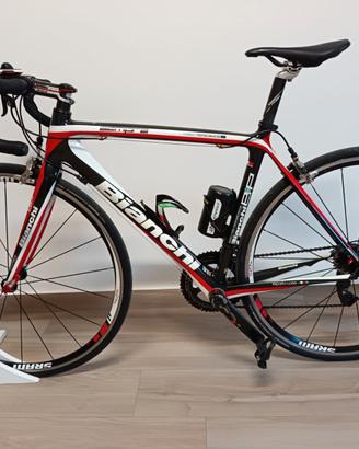 Bici da corsa Bianchi in carbonio prezzo poco trat