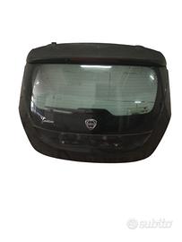 Portellone posteriore lancia Ypsilon