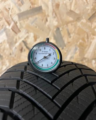 2 GOMME 215 60 17 MINERVA 4 STAGIONI